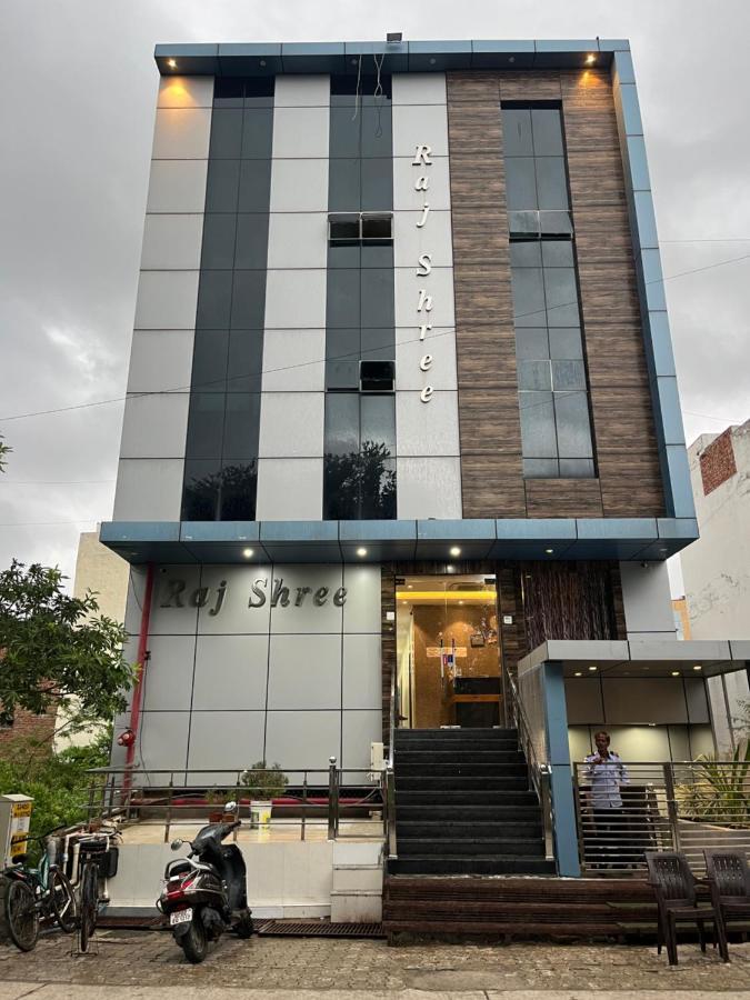Hotel Rajshree 3*