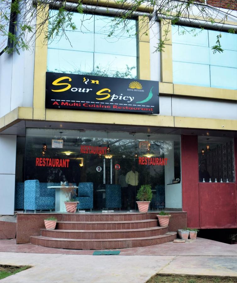 Tara Palace By Goyal Hoteliers Hotel 3*
