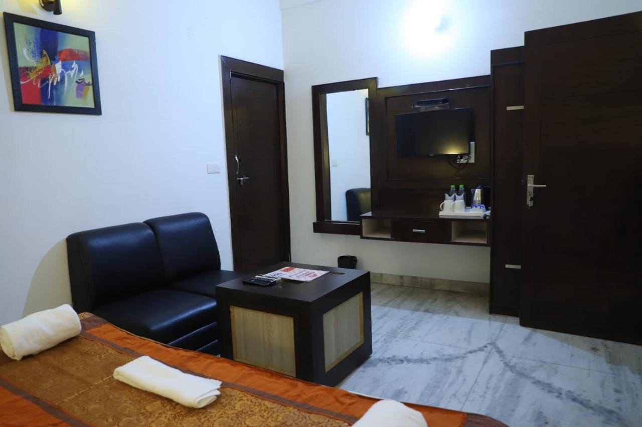 Tara Palace By Goyal Hoteliers Agra (Uttar Pradesh)