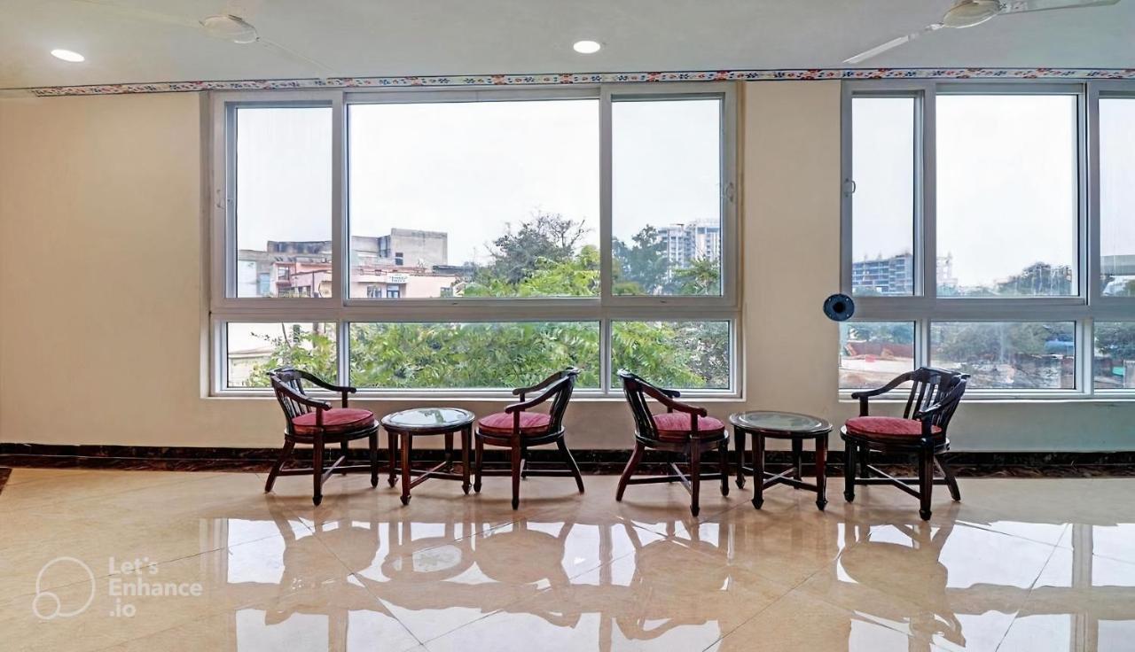 Sahibs Royal Agra - Family & Corporate Chain Agra (Uttar Pradesh)