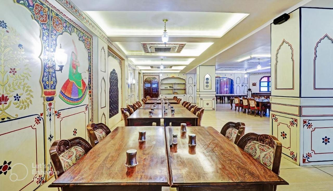 Sahibs Royal Agra - Family & Corporate Chain 3*