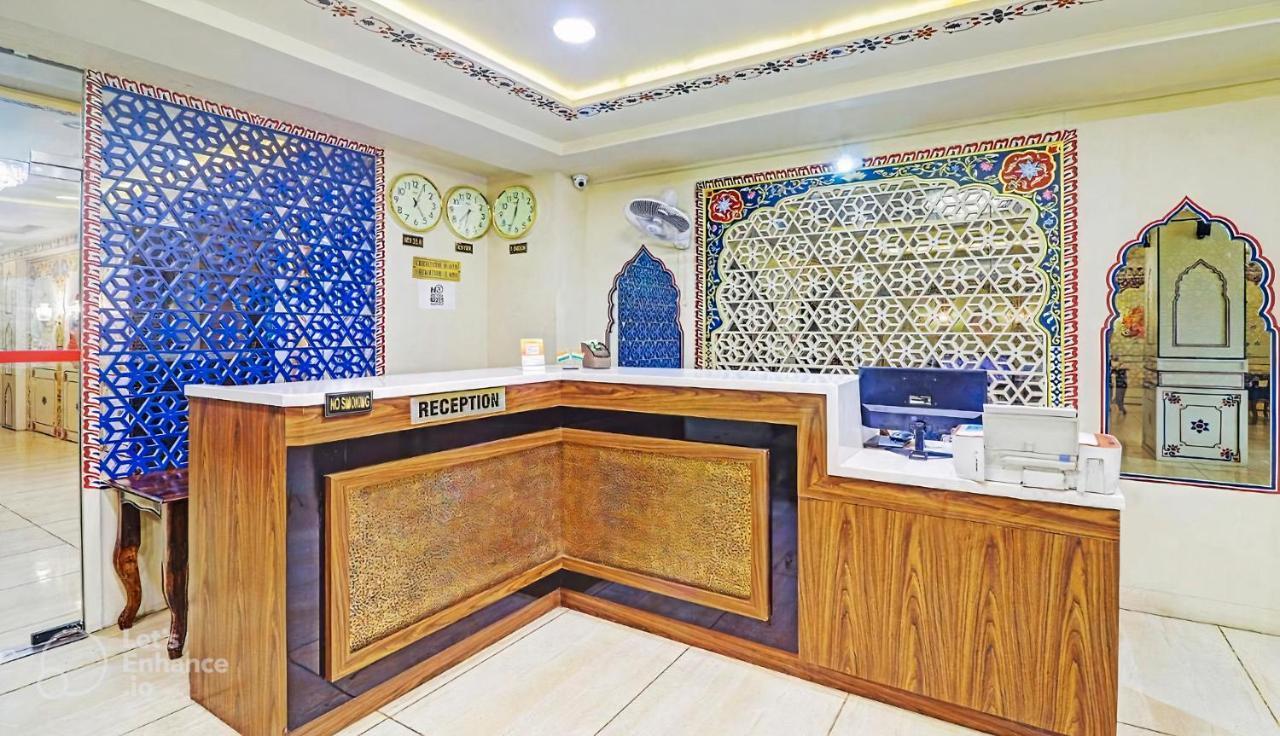 Sahibs Royal Agra - Family & Corporate Chain Agra (Uttar Pradesh)