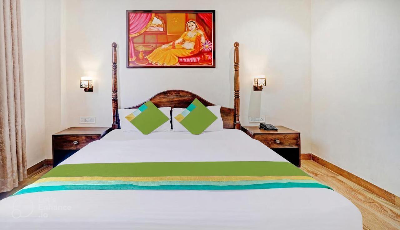 Sahibs Royal Agra - Family & Corporate Chain Hotel
