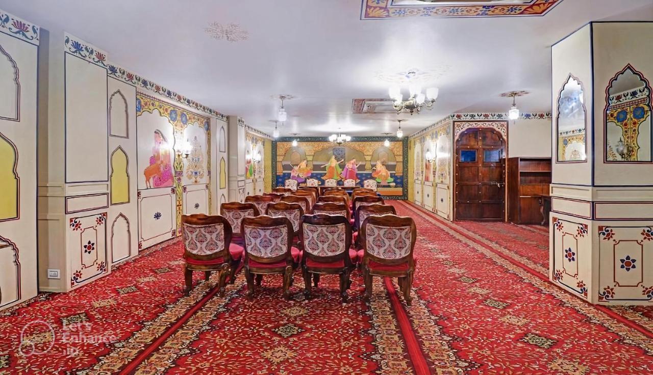 Hotel Sahibs Royal Agra - Family & Corporate Chain