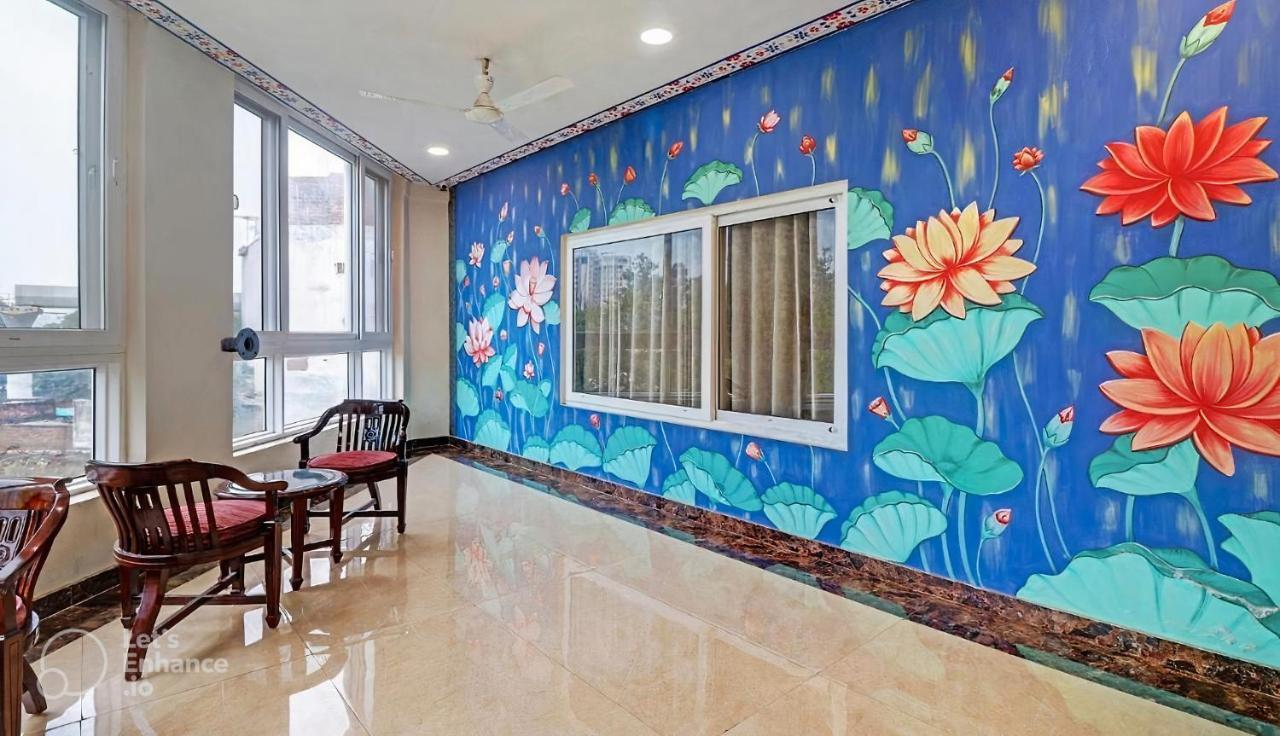 Sahibs Royal Agra - Family & Corporate Chain 3* Agra (Uttar Pradesh)