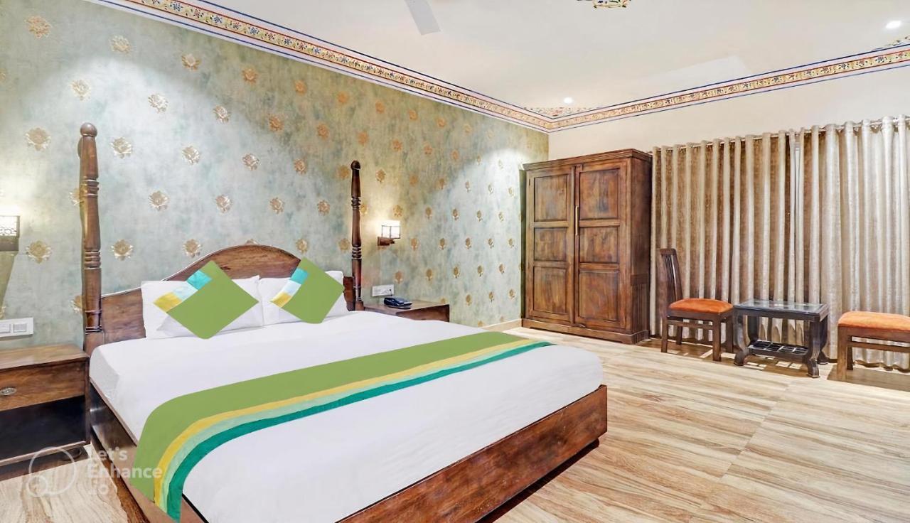 Sahibs Royal Agra - Family & Corporate Chain Hotel 3*