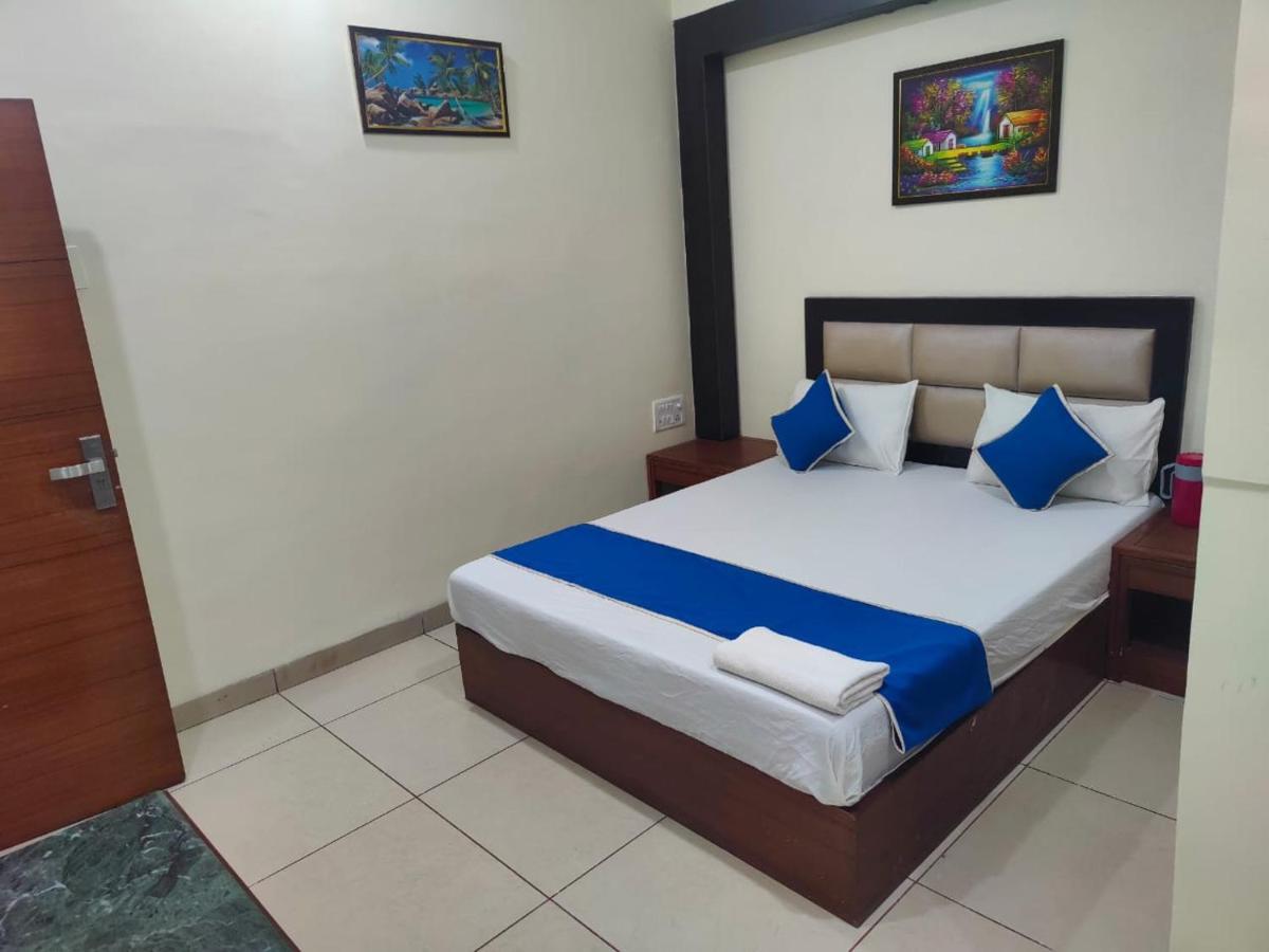 Homestay The Kings By Divine Family Homestay Agra (Uttar Pradesh)