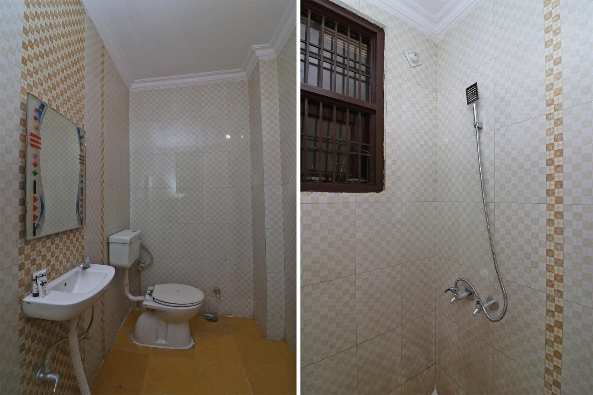 Oyo Ekta Residency