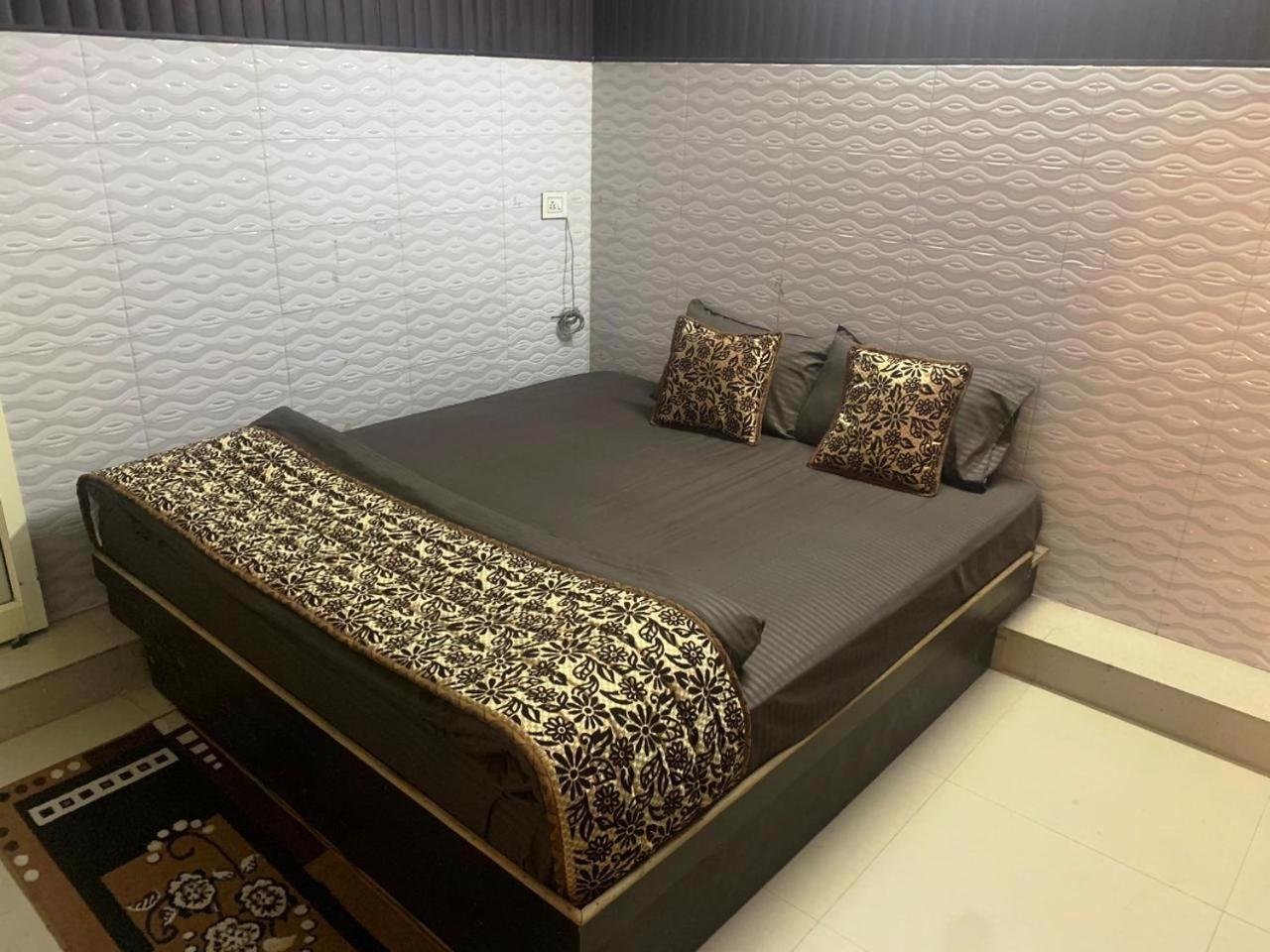 Homestay Mayur *