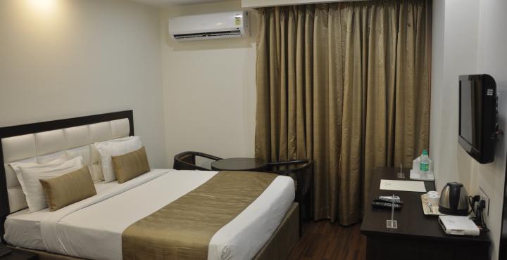 Hotel Optimum Tara Palace @ Taj 3*