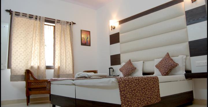 Hotel Sidhartha Walking Distance From Tajmahal Agra (Uttar Pradesh)
