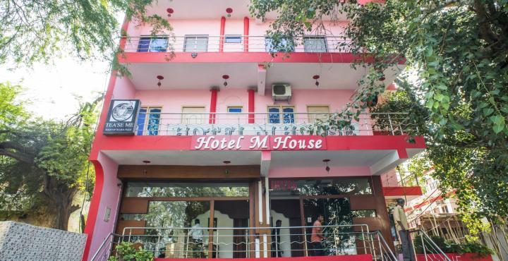 Oyo 12221 M House Hotel Agra (Uttar Pradesh)