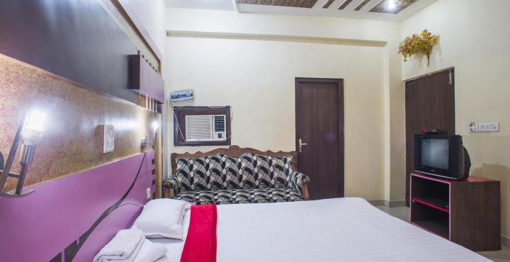 Hotel Oyo 12221 M House 3*