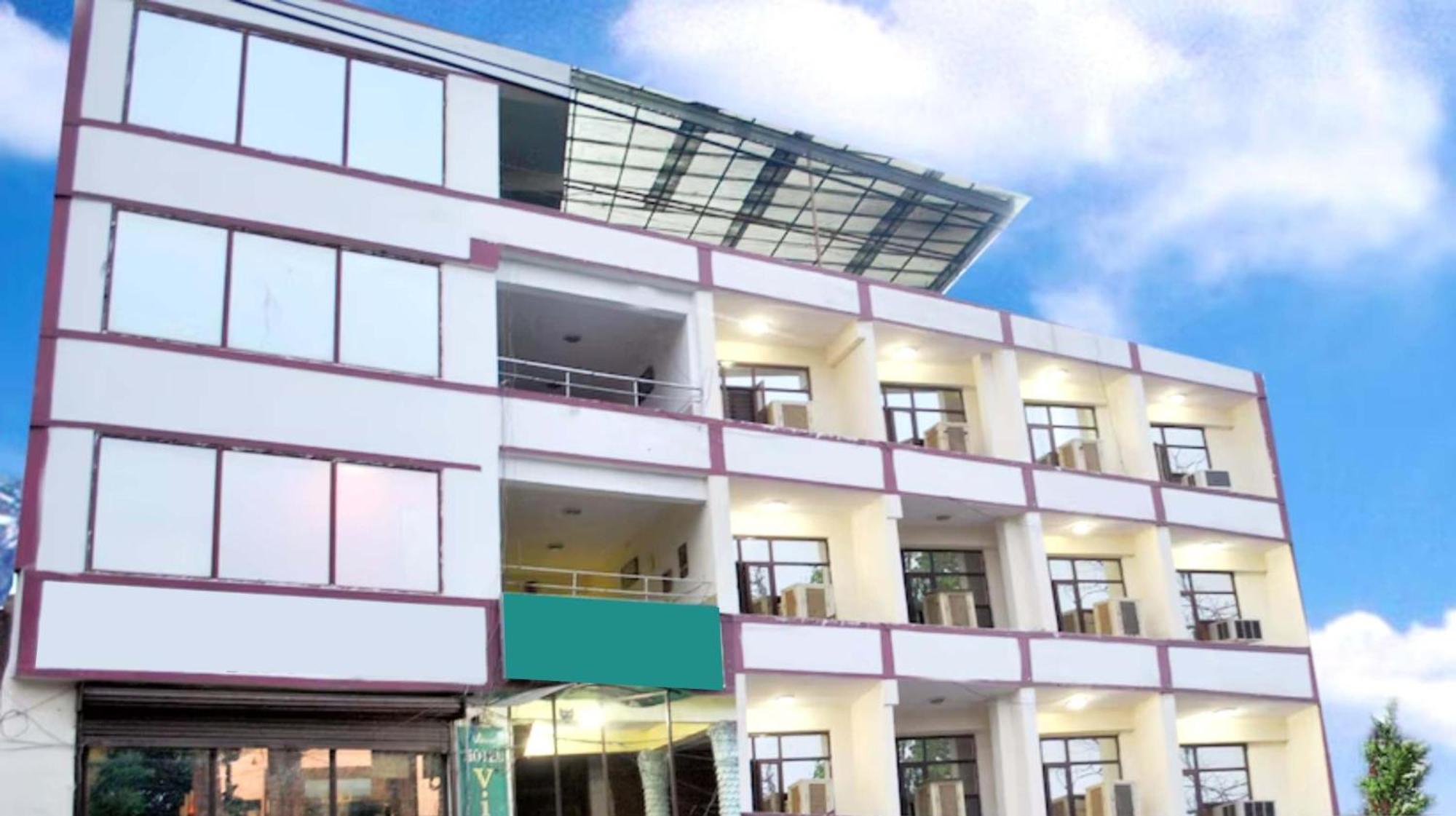 Hotel Viren Plaza Agra 3*