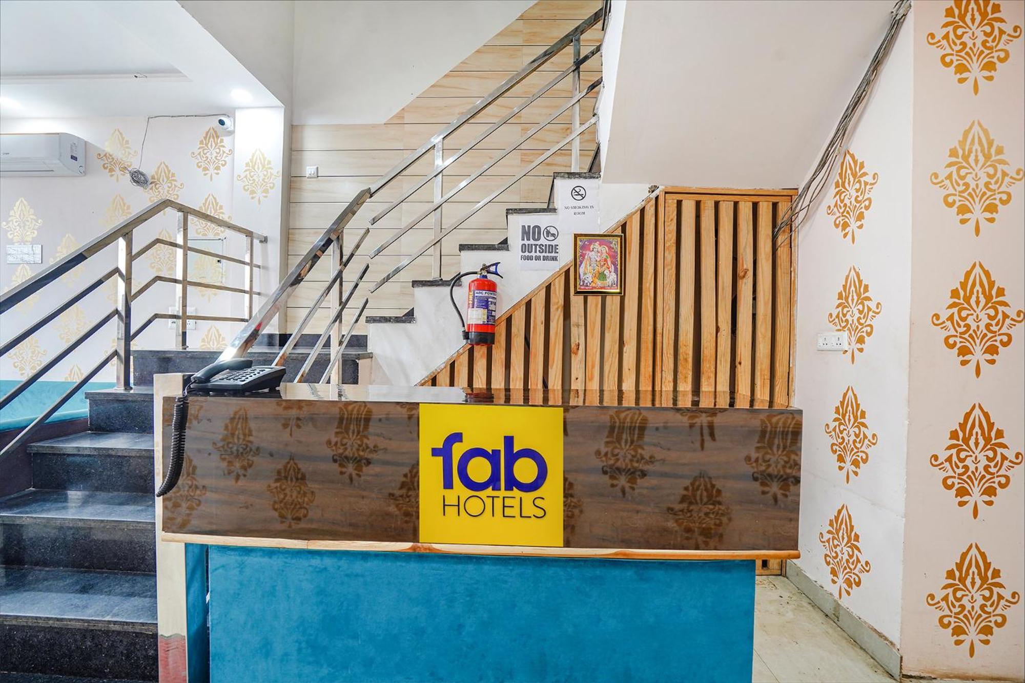 Fabhotel Akash Hotel 3*
