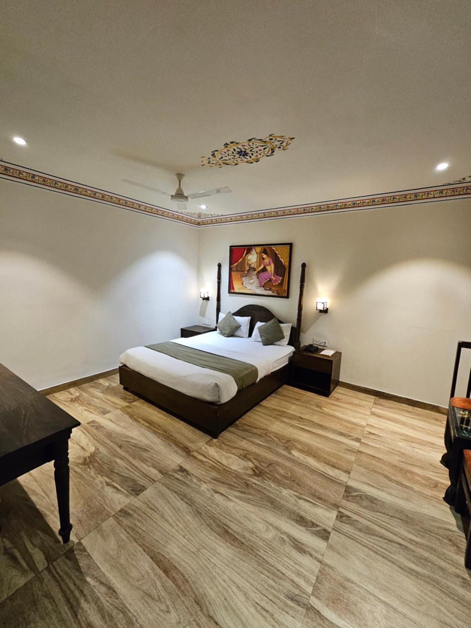 Hotel Royal Rajasthan - Your Rajasthani Retreat 3*