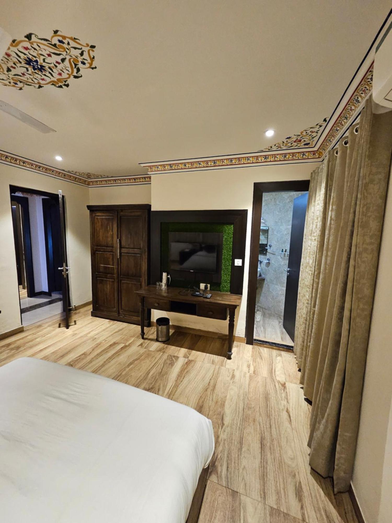 Royal Rajasthan - Your Rajasthani Retreat Agra (Uttar Pradesh)