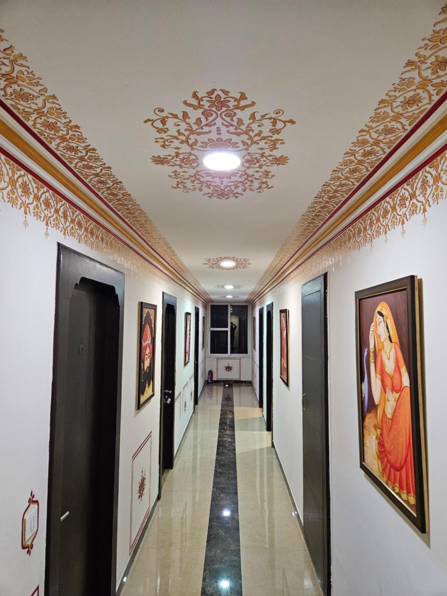 Royal Rajasthan - Your Rajasthani Retreat Hotel 3*