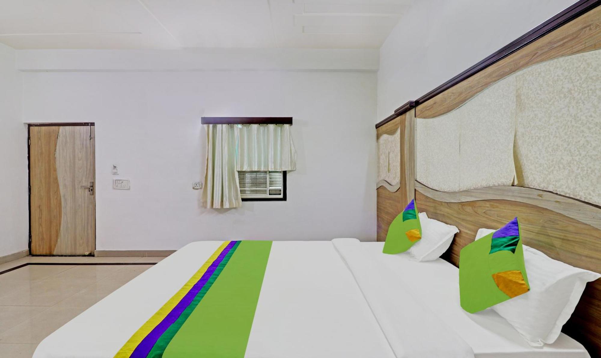 Hotel Golden Heights