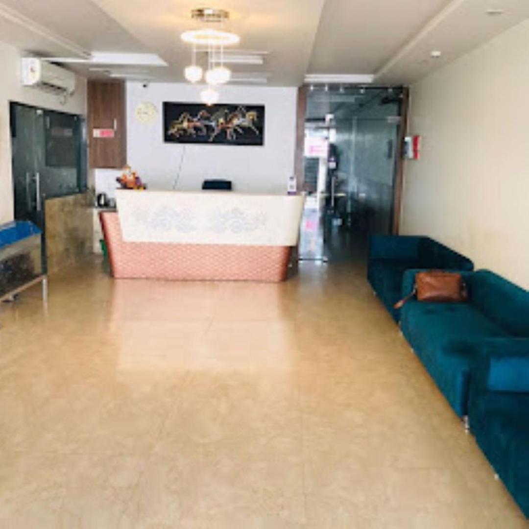 The Holly Agra Hotel