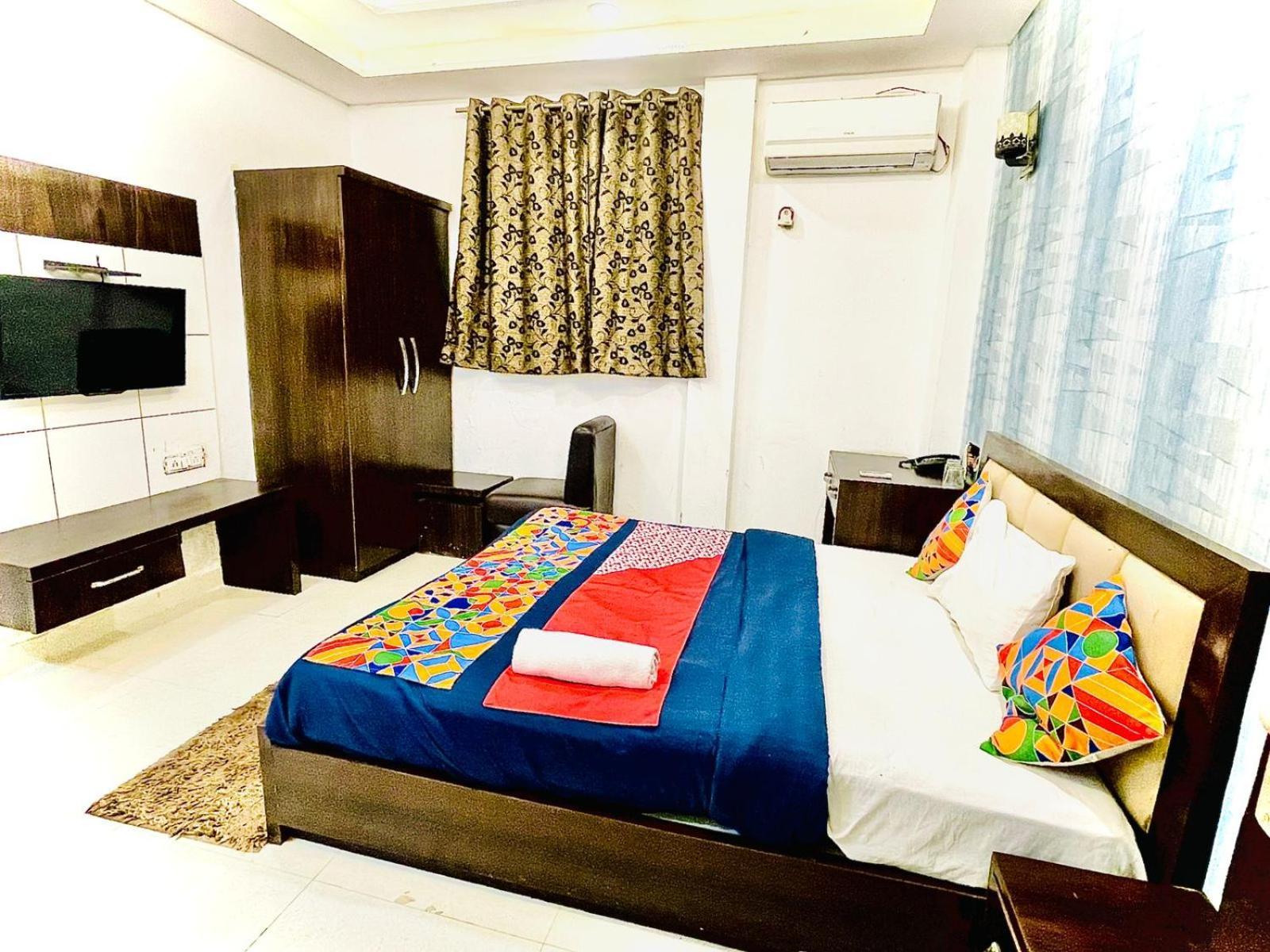 Olive Star 3* Agra (Uttar Pradesh)