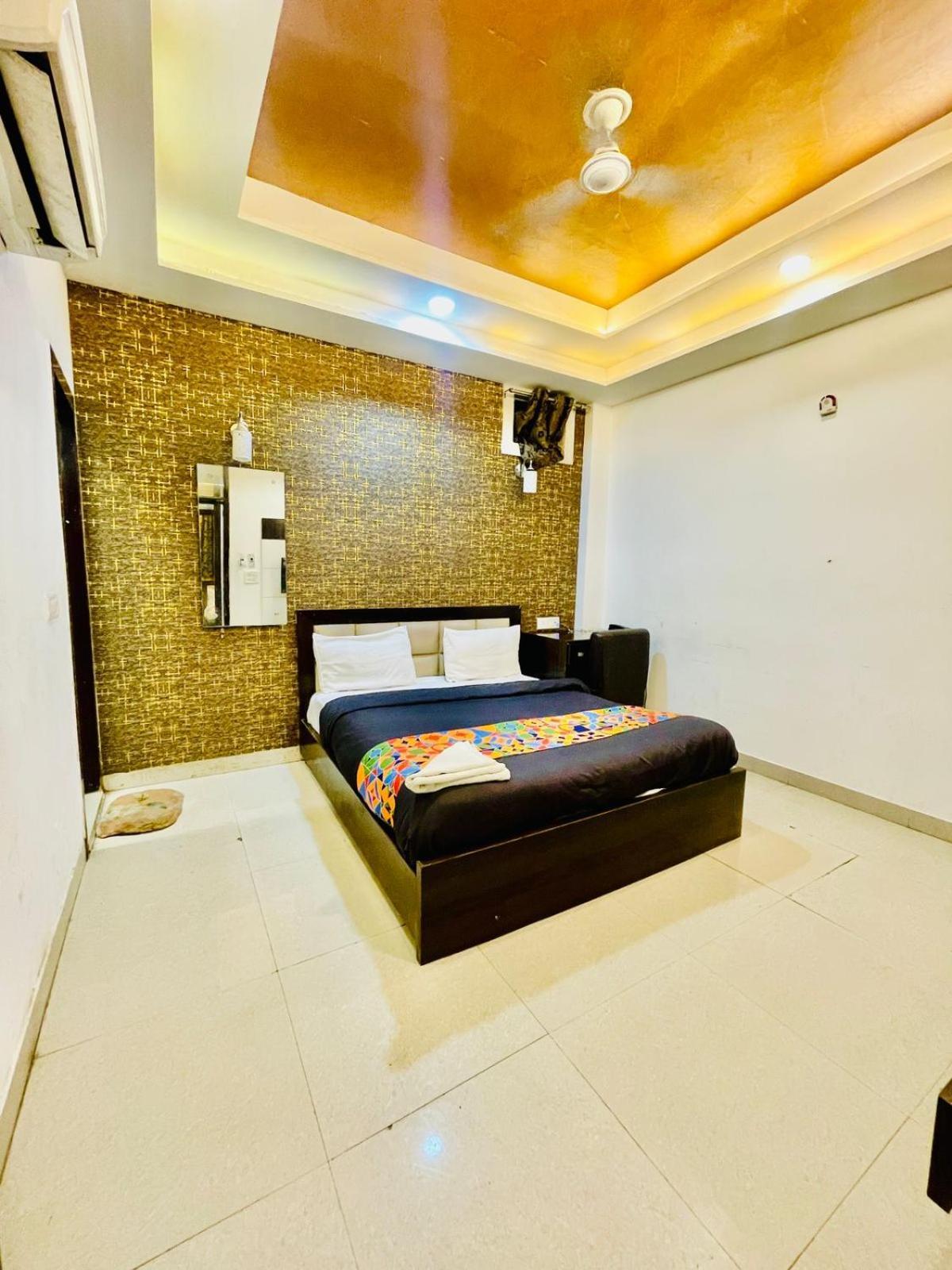 Olive Star Hotel 3*