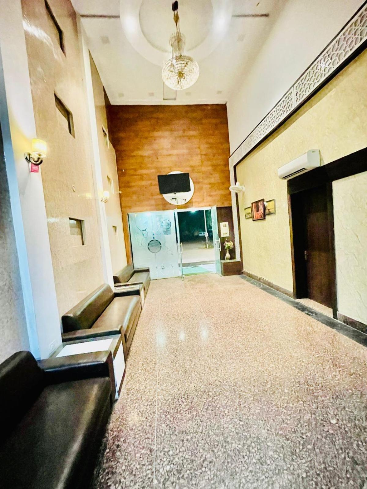 Olive Star 3* Agra (Uttar Pradesh)