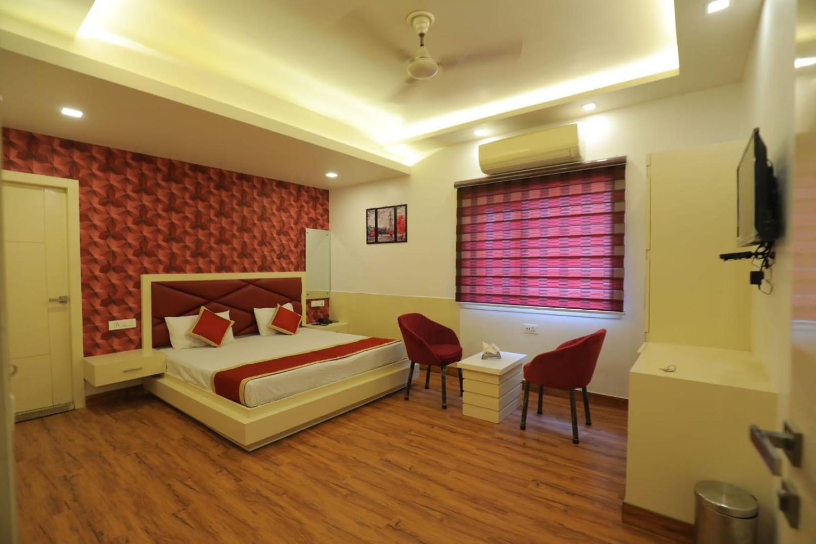 Sahibs Red Carpet - Family & Corporate Agra (Uttar Pradesh)