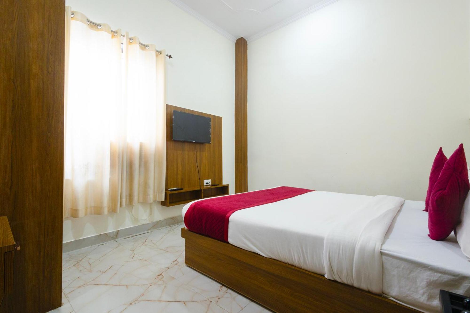 Shailly 3* Agra (Uttar Pradesh)
