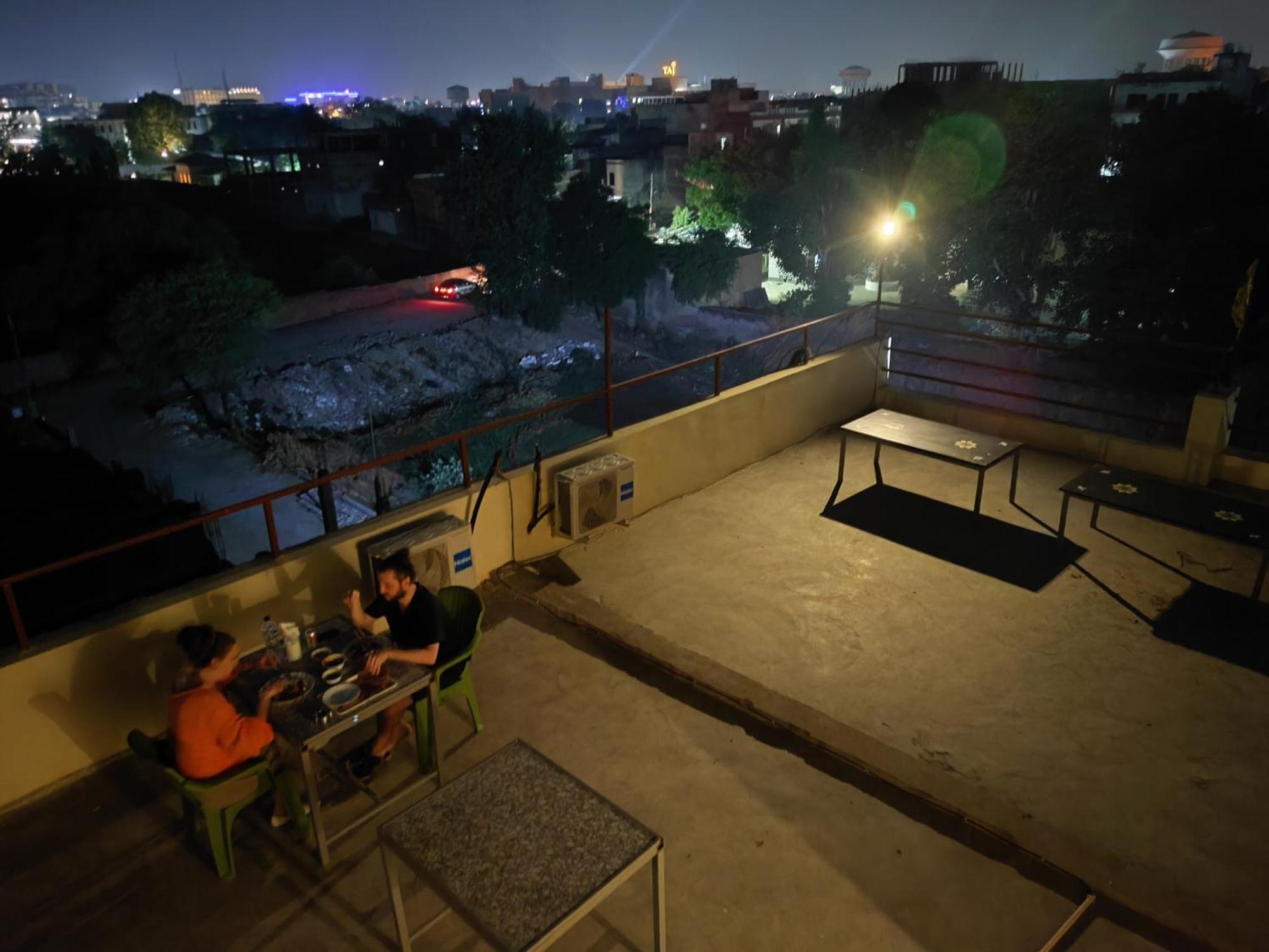 Sunrise Agra-rooftop View Taj Mahal *