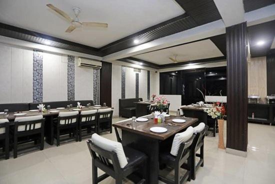 Areeba By The Golden Taj Group & 3* Agra (Uttar Pradesh)