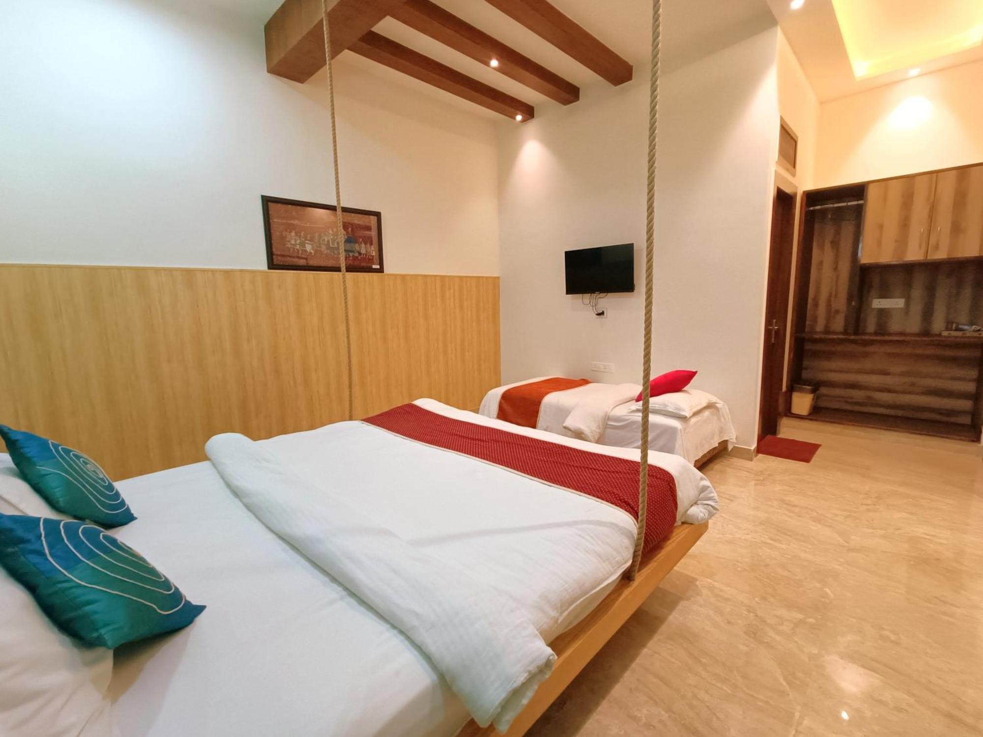 The Hideout Agra Near Taj Homestay *
