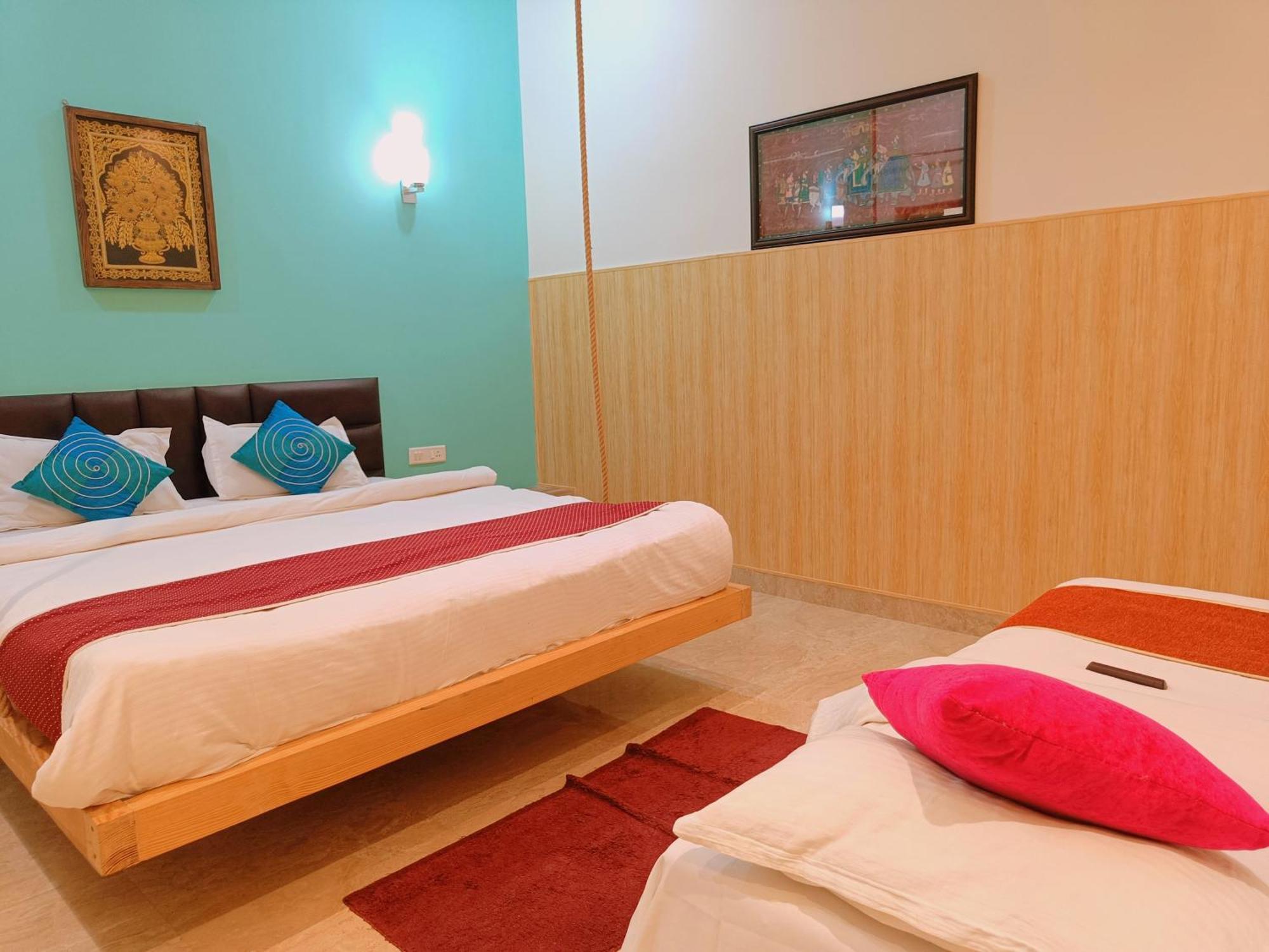 Homestay The Hideout Agra Near Taj *