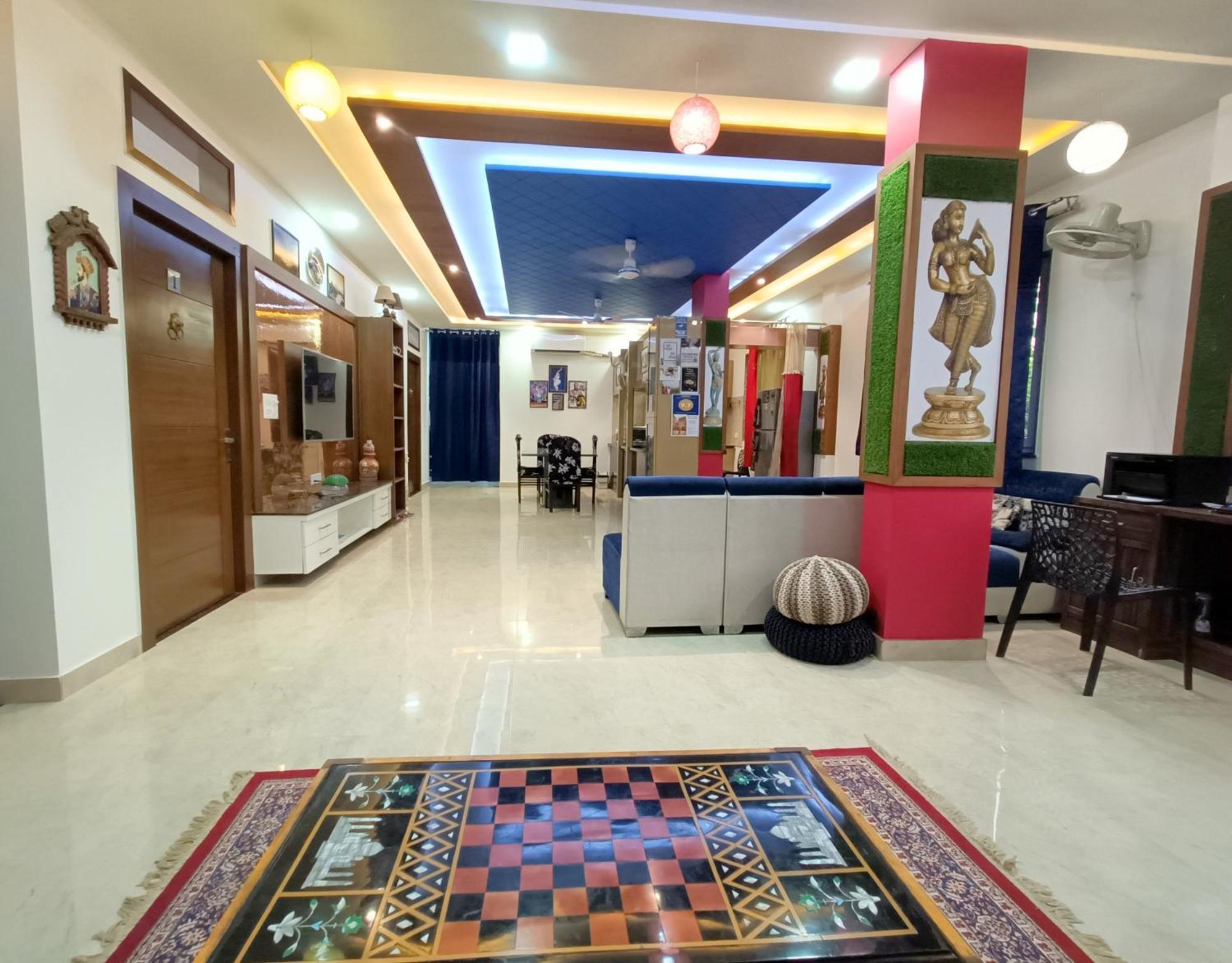 The Hideout Agra Near Taj Homestay *