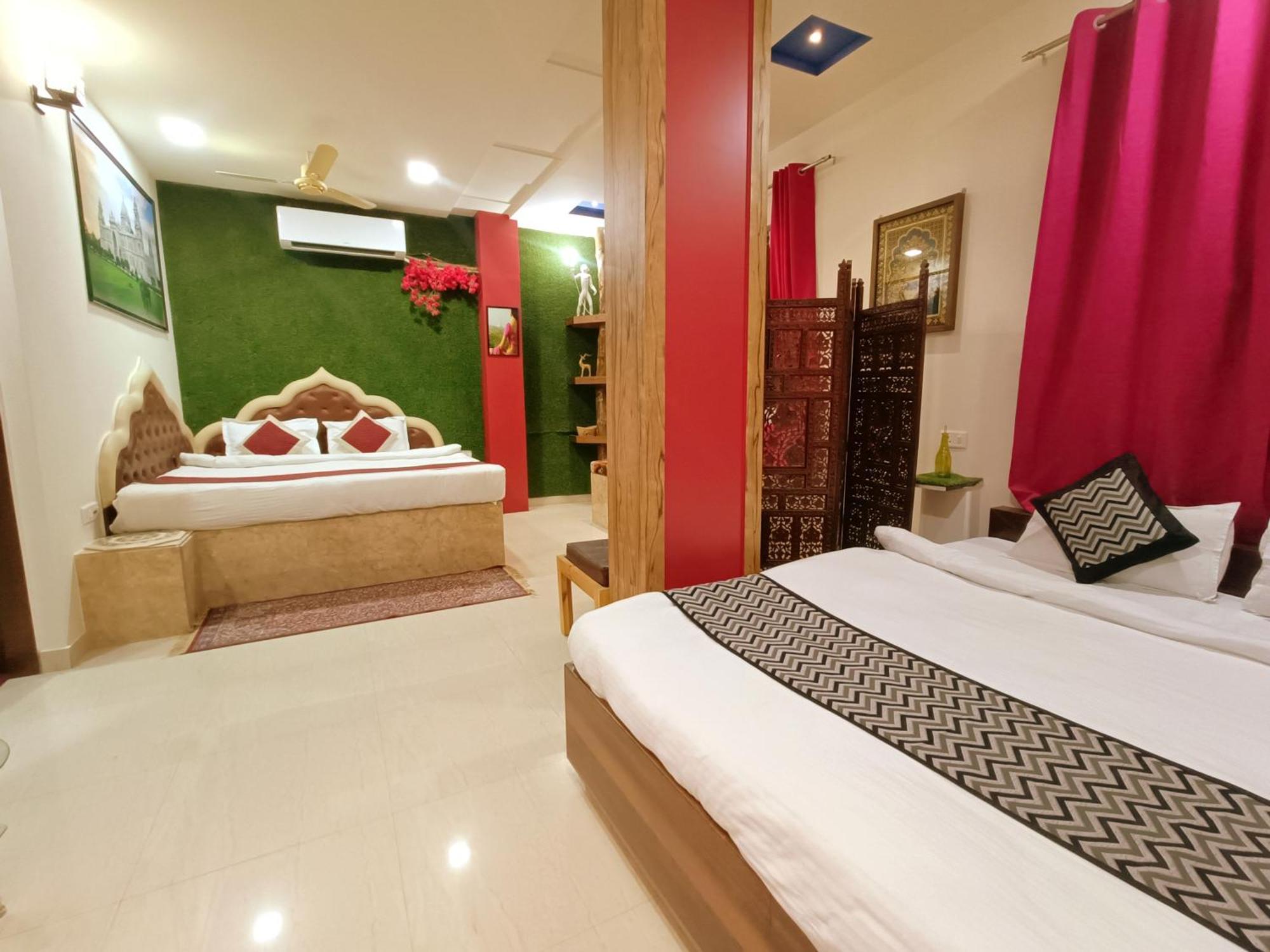 The Hideout Agra Near Taj Homestay *