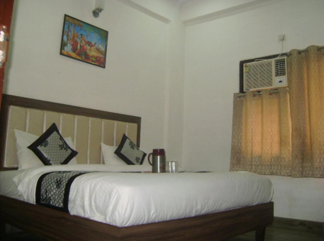 Taj Classic Agra Guest house *