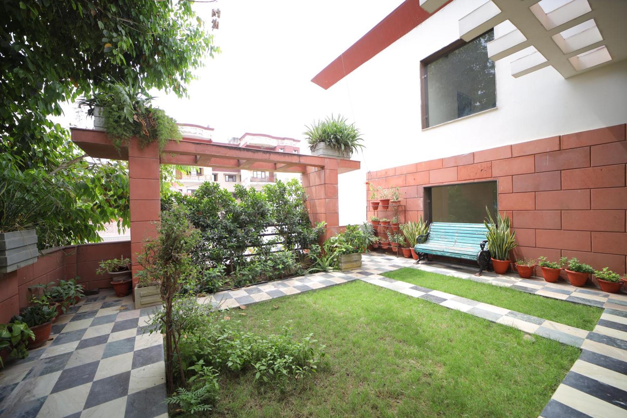 Bansi Homestay *