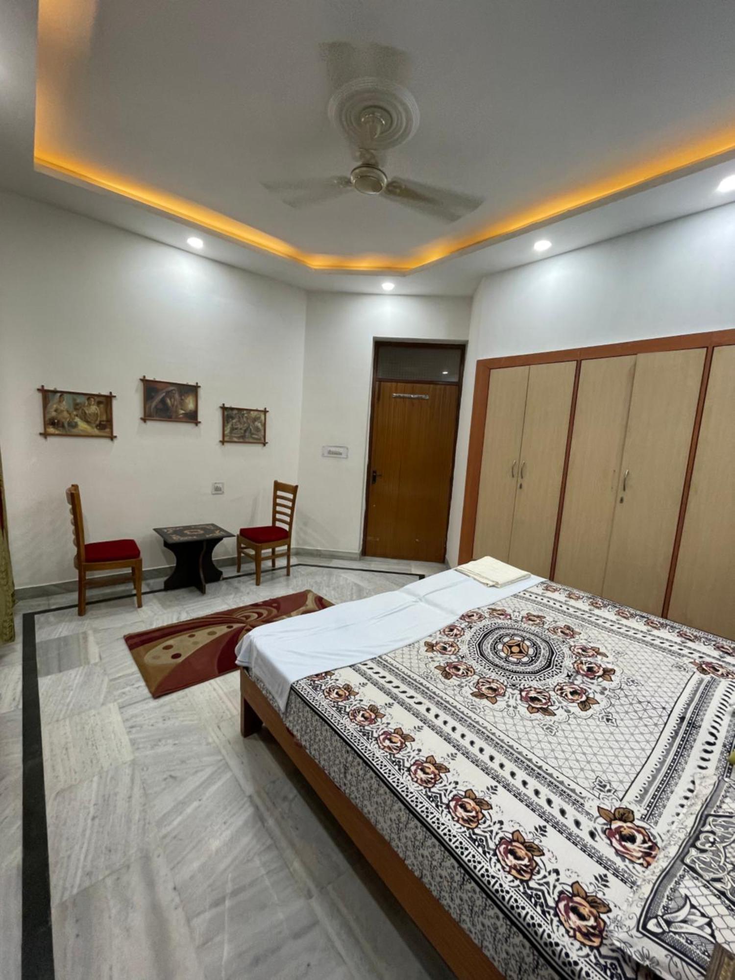 N.homestay Homestay Agra (Uttar Pradesh)
