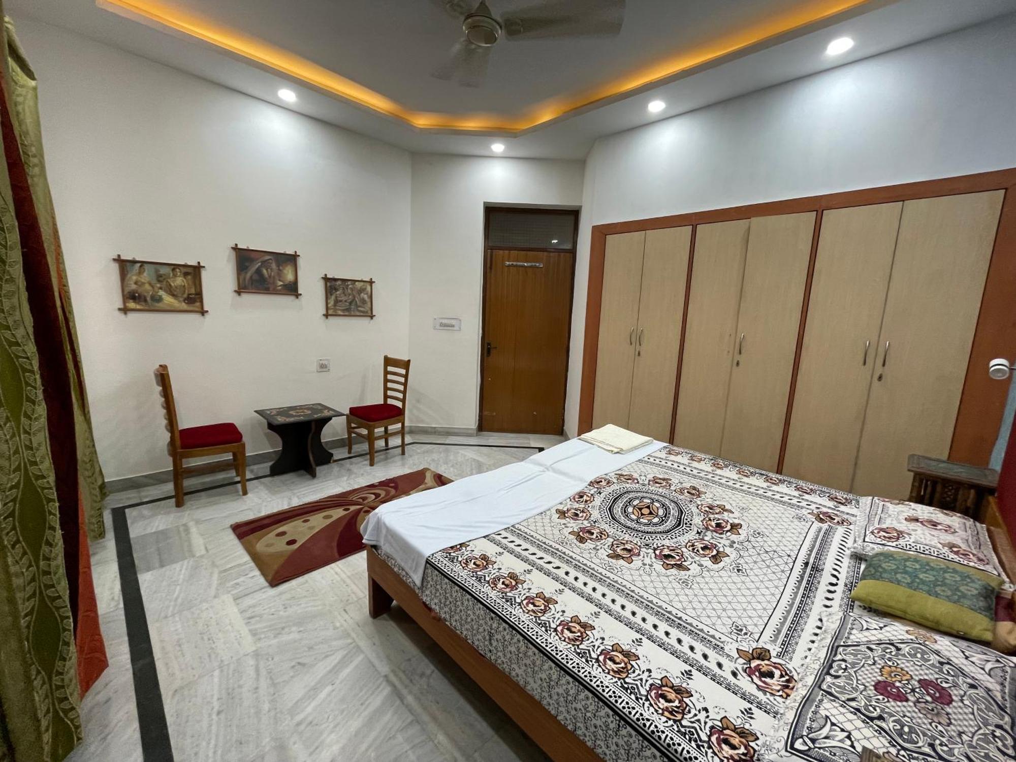 N.homestay