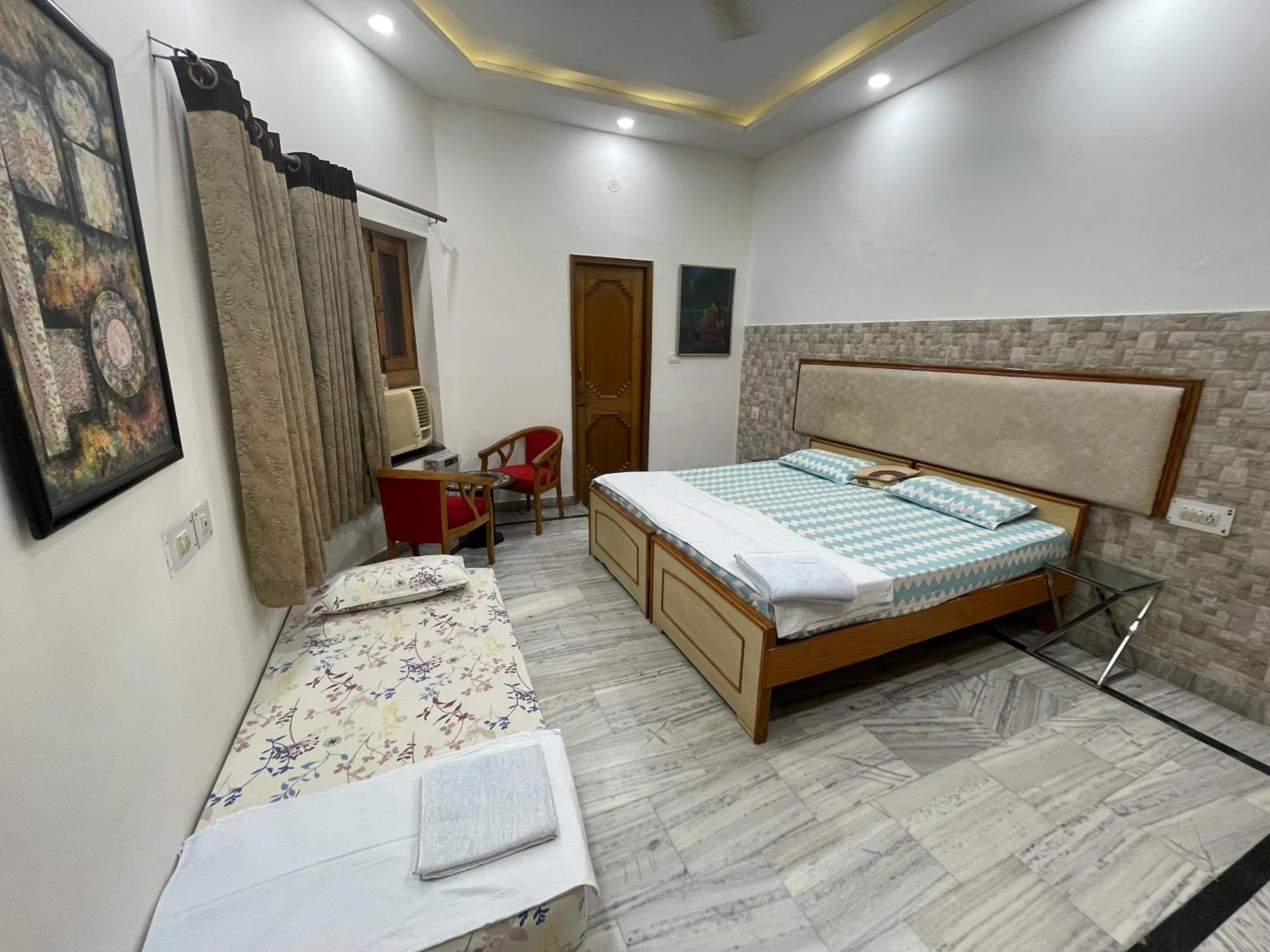N.homestay