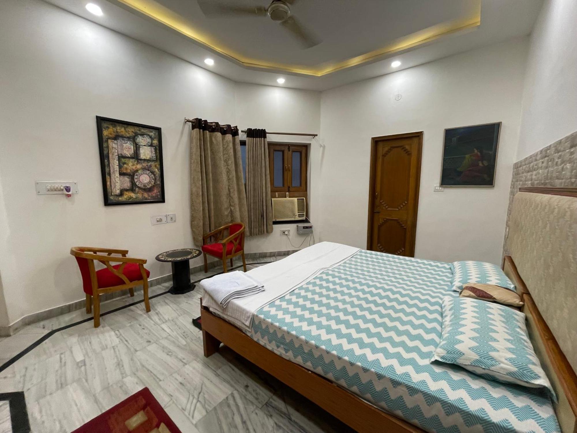 N.homestay Agra (Uttar Pradesh)