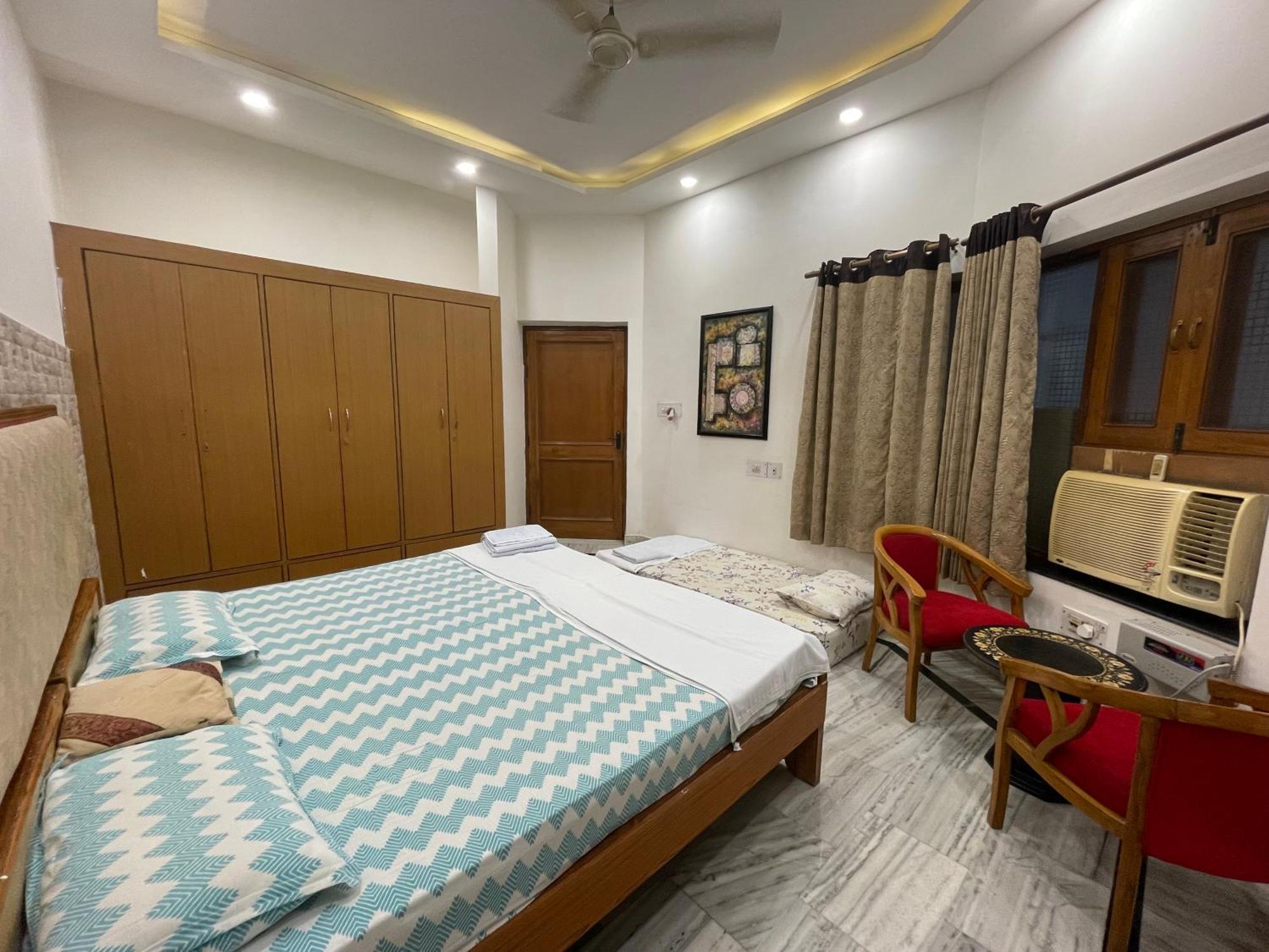 N.homestay