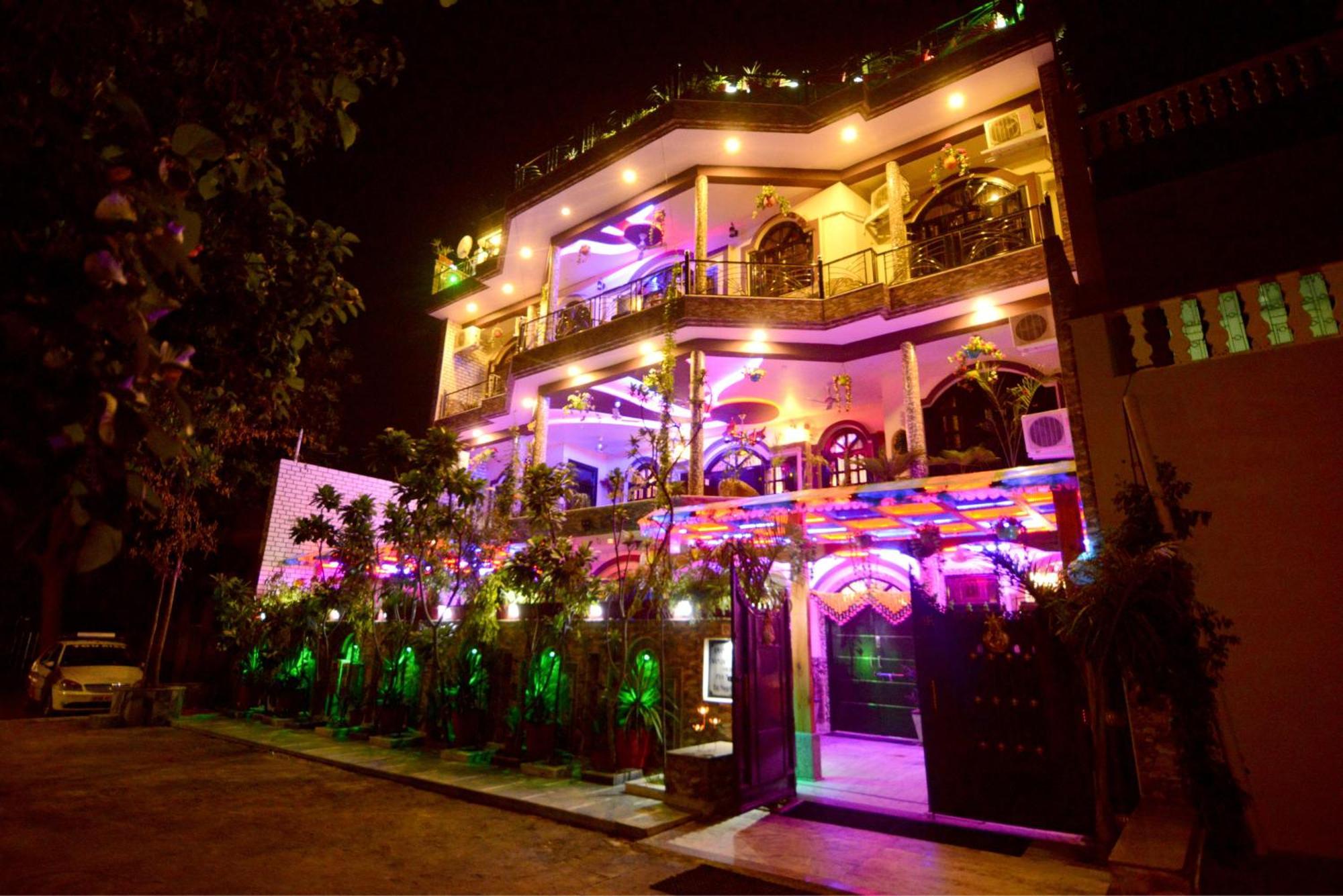 Aman Agra (Uttar Pradesh)