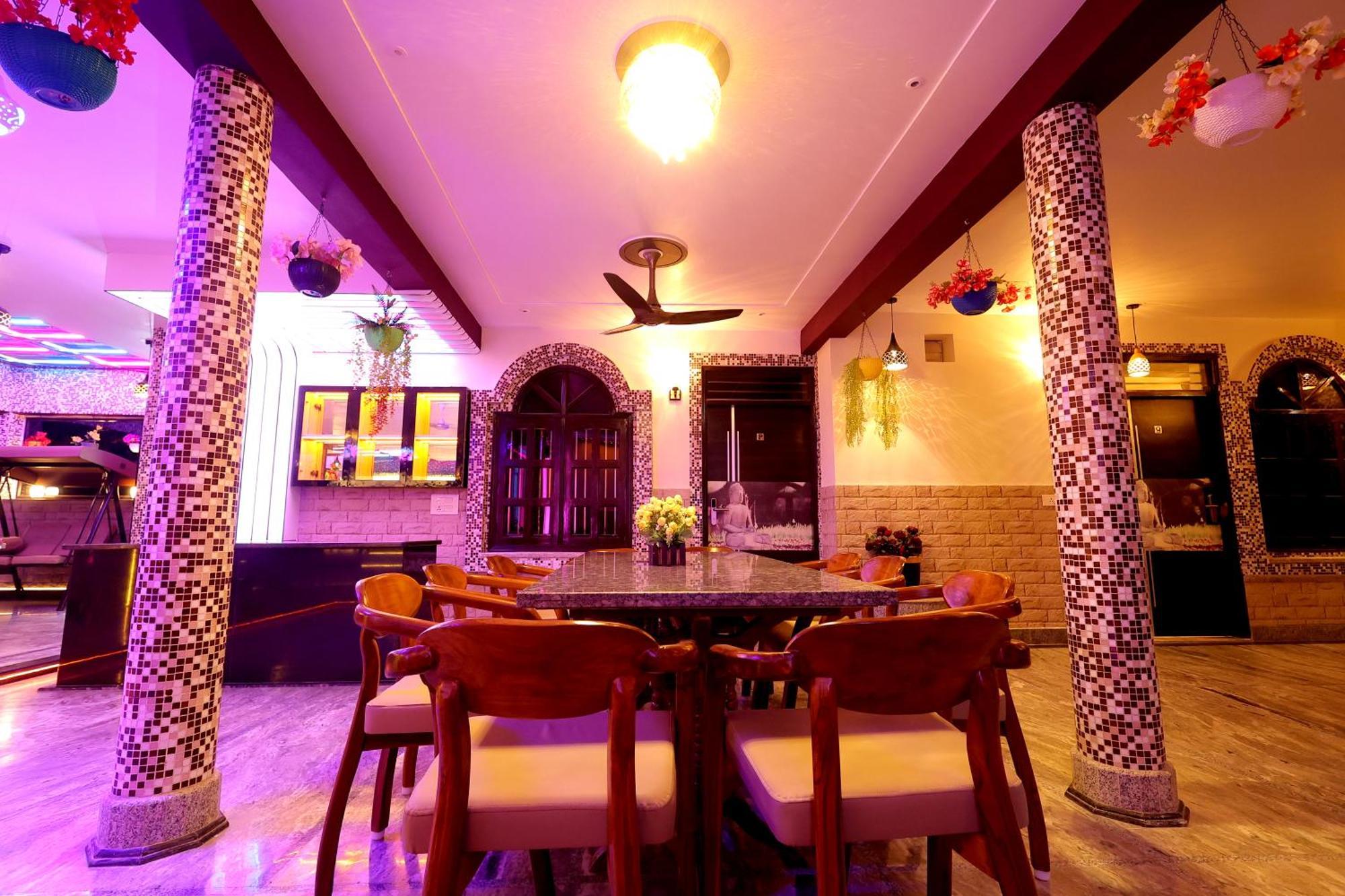 Aman * Agra (Uttar Pradesh)