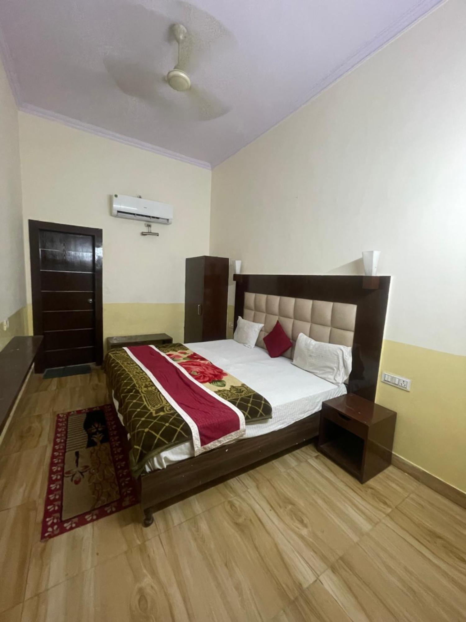 Fusion Best 3* Agra (Uttar Pradesh)