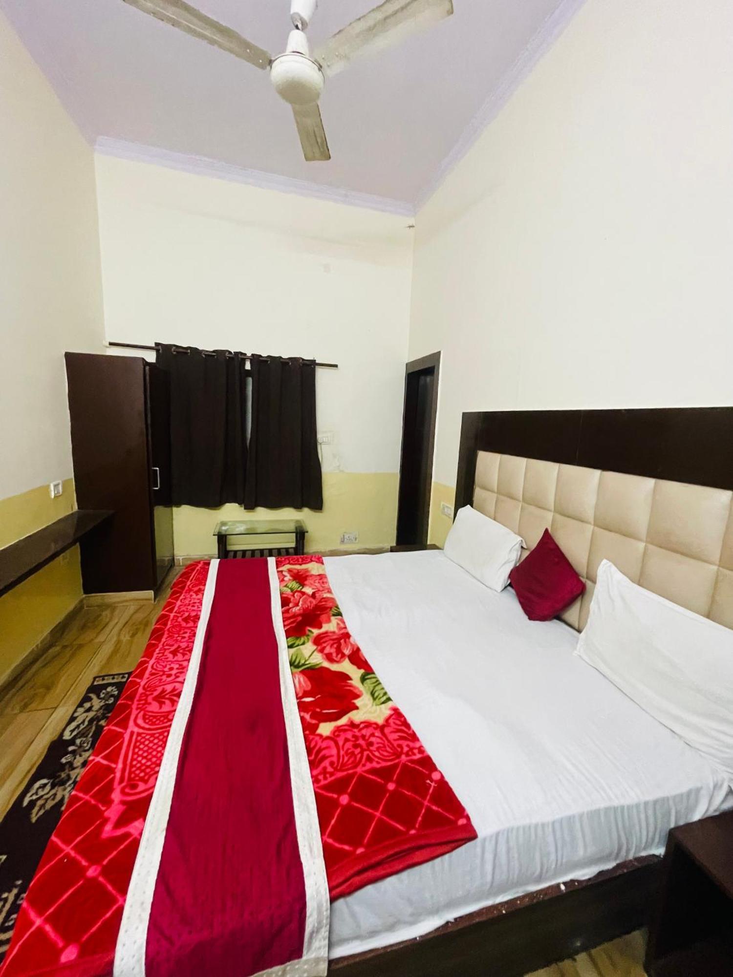 Fusion Best 3* Agra (Uttar Pradesh)