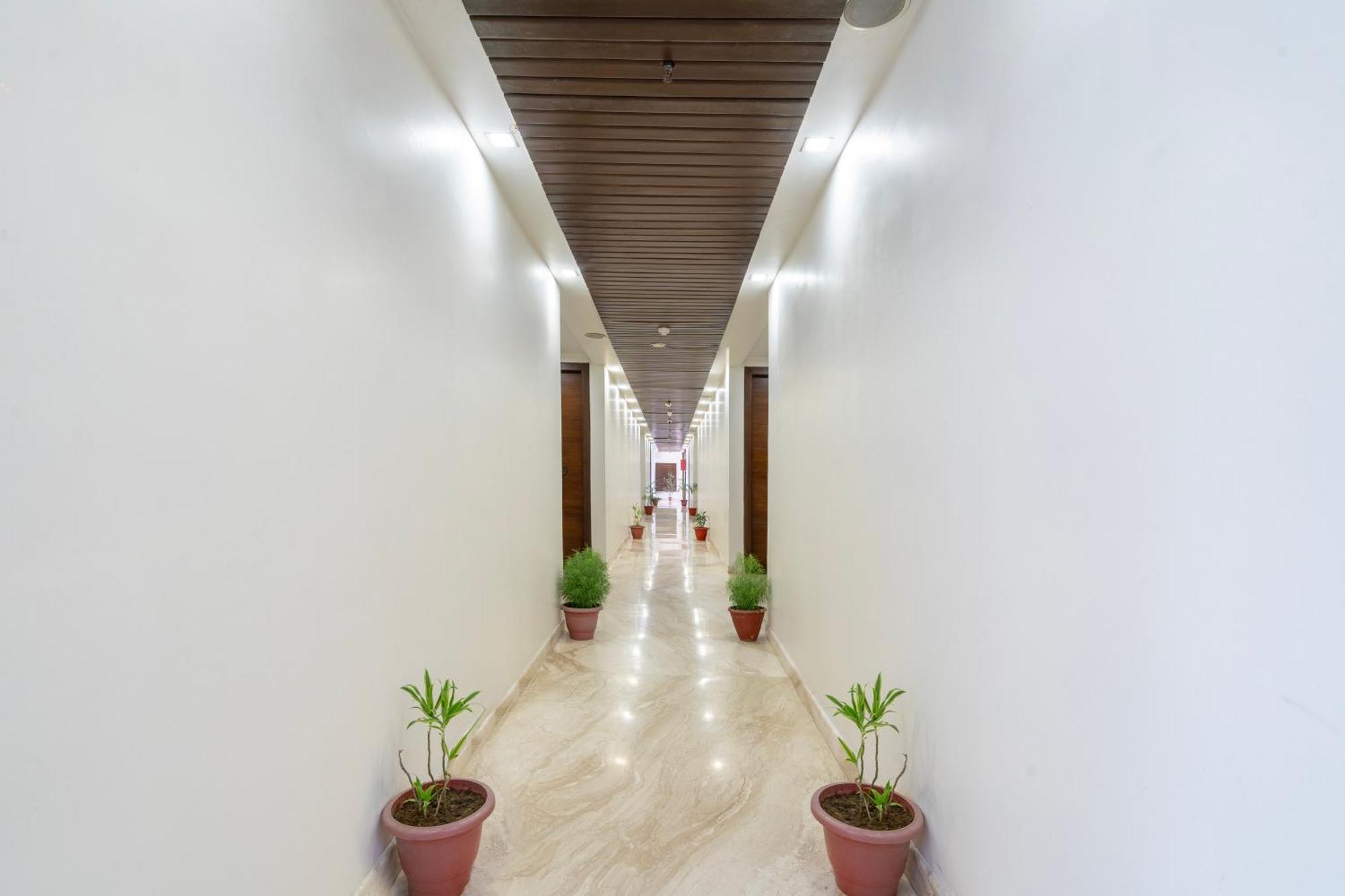 Spree Agra - Walking Distance To Tajmahal 3*