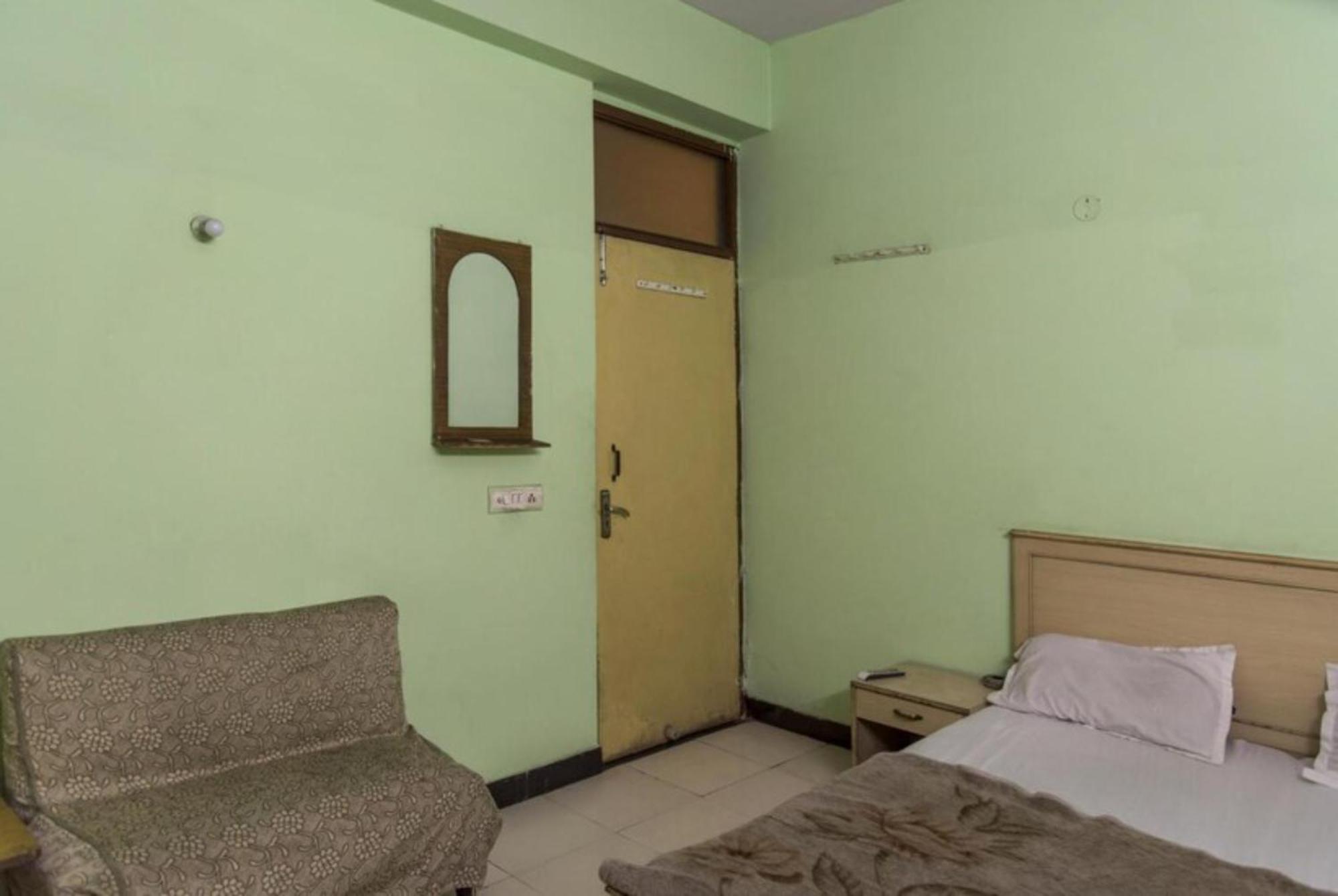 Viren Plaza Agra Agra (Uttar Pradesh)