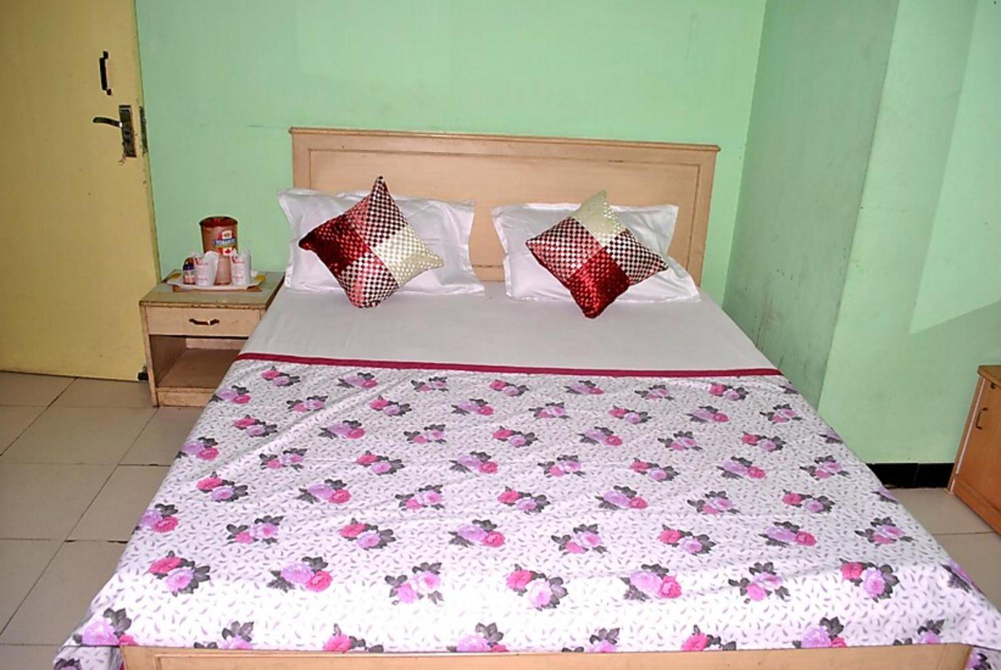 Viren Plaza Agra Agra (Uttar Pradesh)