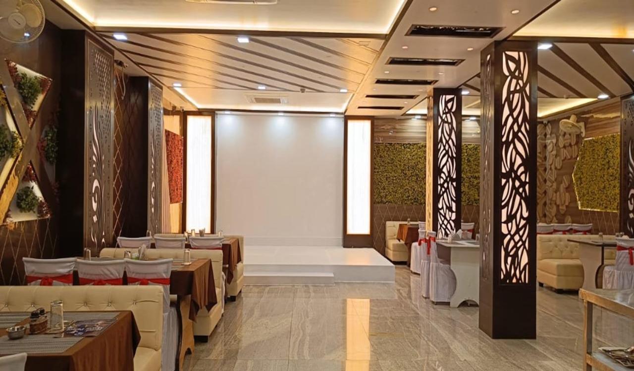 Mayur Palace, Agra Hotel